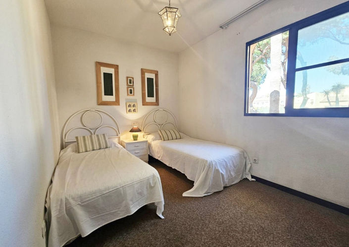 Image No.8-2 Bed Property for sale