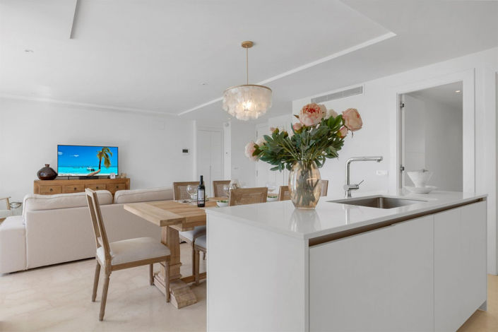 Image No.16-2 Bed Property for sale