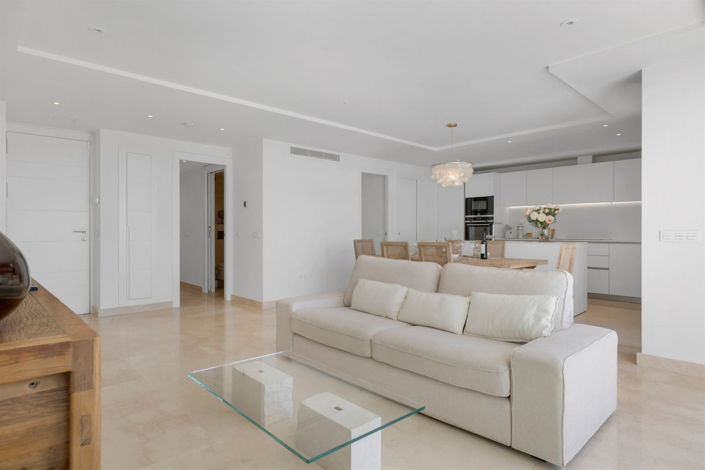 Image No.18-2 Bed Property for sale