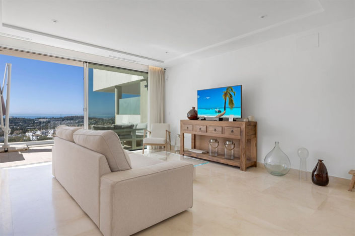 Image No.8-2 Bed Property for sale