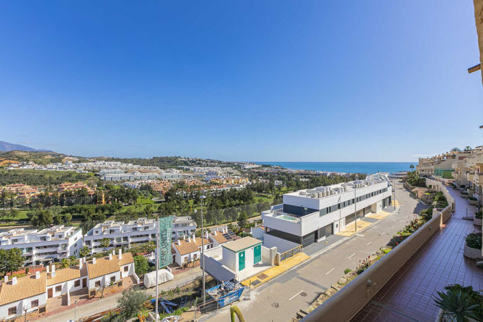 Image No.40-3 Bed Property for sale