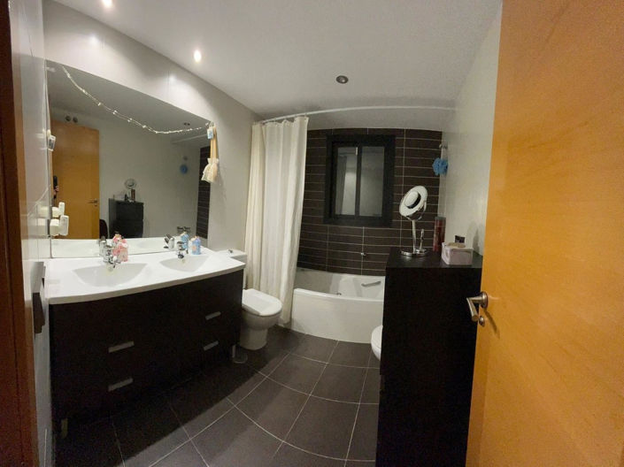 Image No.12-3 Bed Property for sale