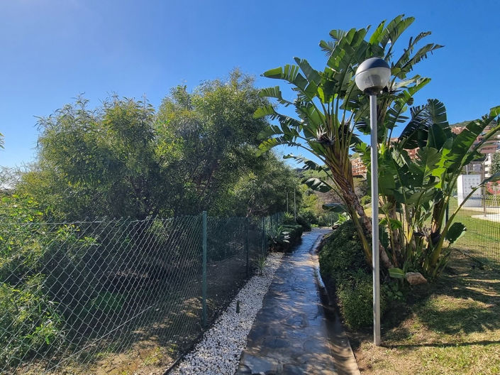 Image No.16-3 Bed Property for sale