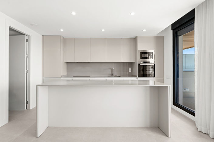 Image No.14-2 Bed Property for sale