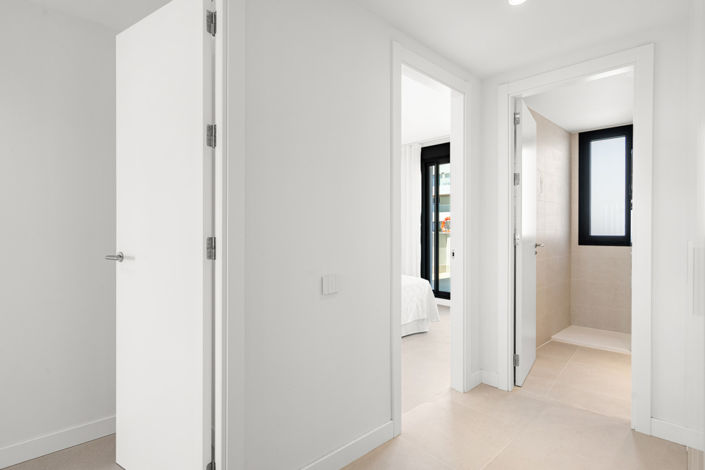 Image No.19-2 Bed Property for sale