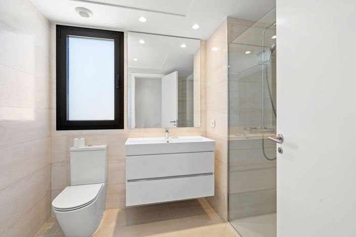 Image No.6-2 Bed Property for sale