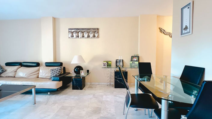 Image No.5-2 Bed Property for sale