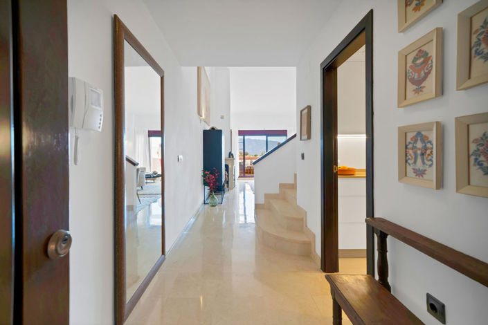 Image No.22-3 Bed Property for sale