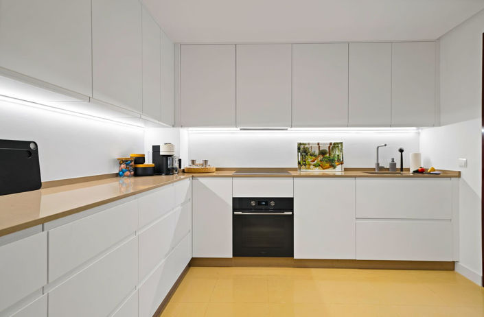 Image No.23-3 Bed Property for sale