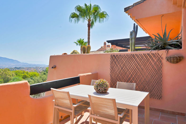 Image No.3-3 Bed Property for sale