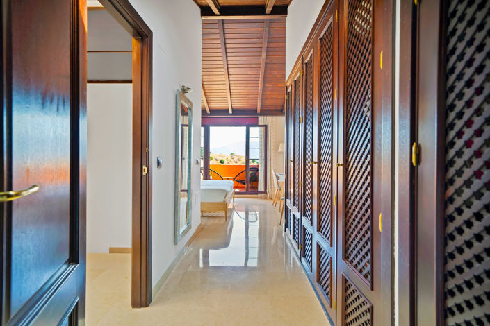 Image No.32-3 Bed Property for sale