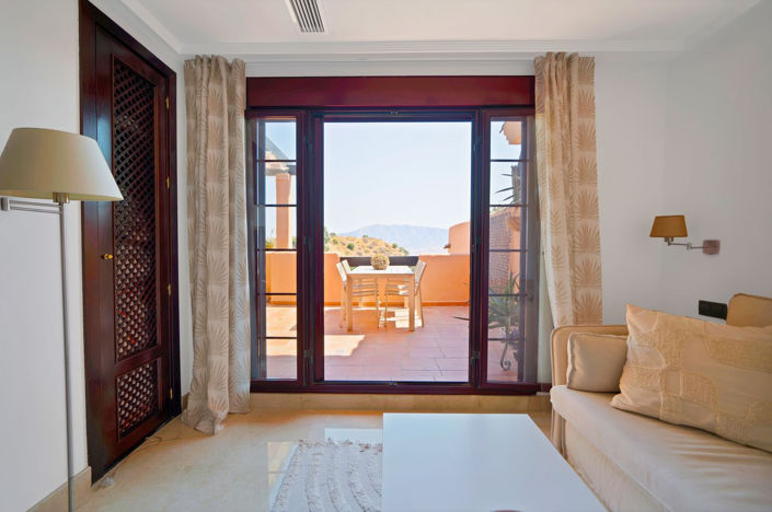 Image No.45-3 Bed Property for sale