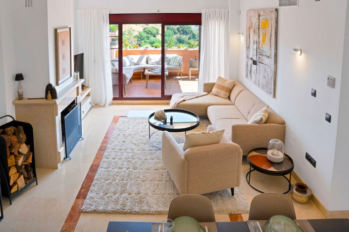 Image No.9-3 Bed Property for sale