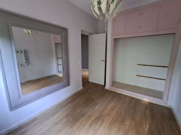 Image No.10-5 Bed Property for sale