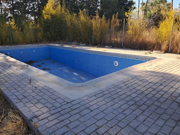 Image No.21-5 Bed Property for sale