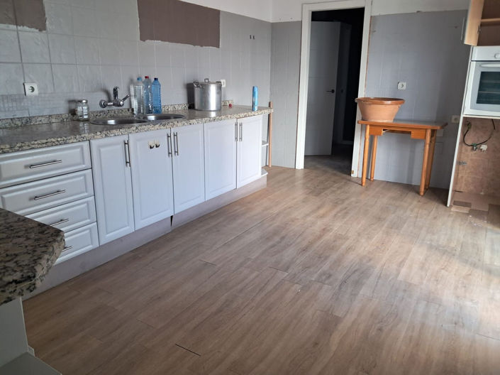 Image No.7-5 Bed Property for sale