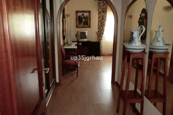 Image No.12-Propriété de 5 chambres à vendre à Estepona