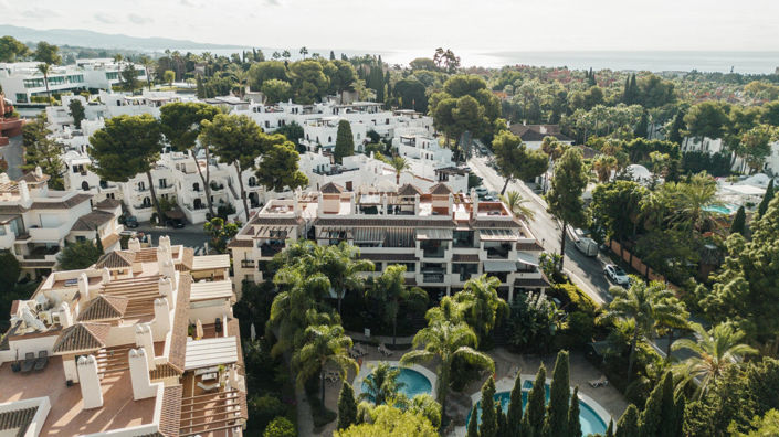 Image No.19-3 Bed Property for sale