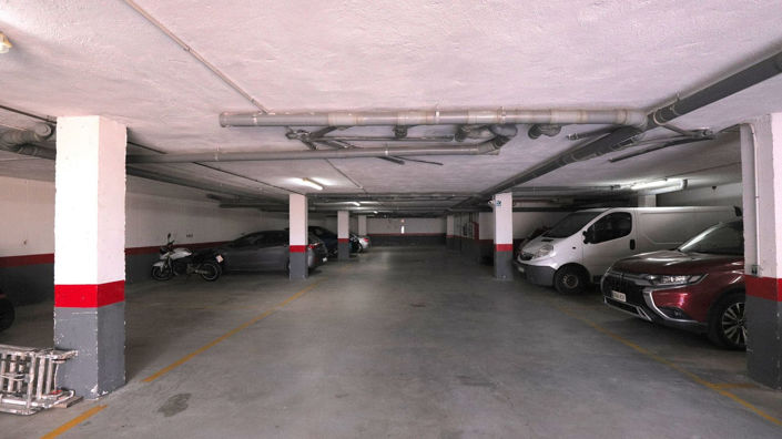 Image No.20-2 Bed Property for sale