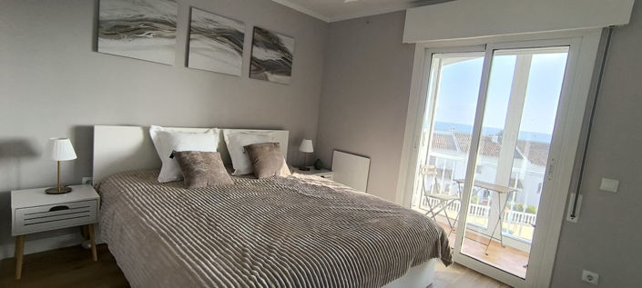 Image No.11-2 Bed Property for sale