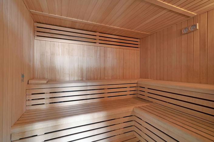 Image No.15-3 Bed Property for sale