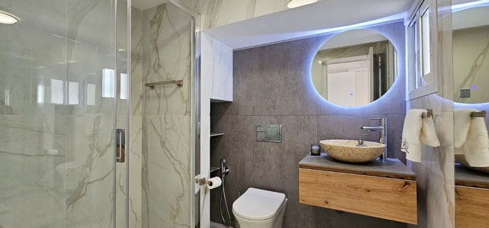 Image No.40-3 Bed Property for sale