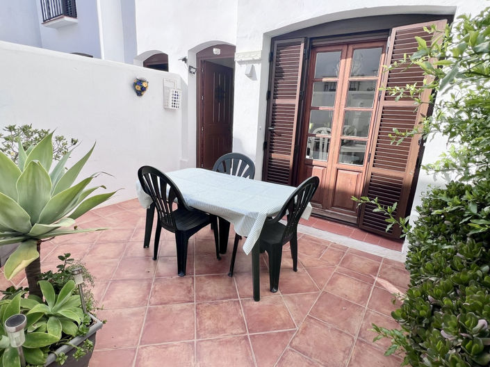 Image No.9-3 Bed Property for sale