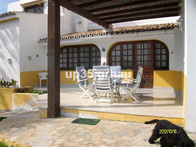 Image No.36-5 Bed Property for sale