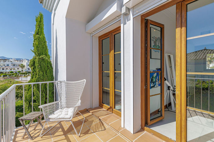 Image No.35-4 Bed Property for sale