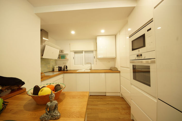 Image No.11-2 Bed Property for sale