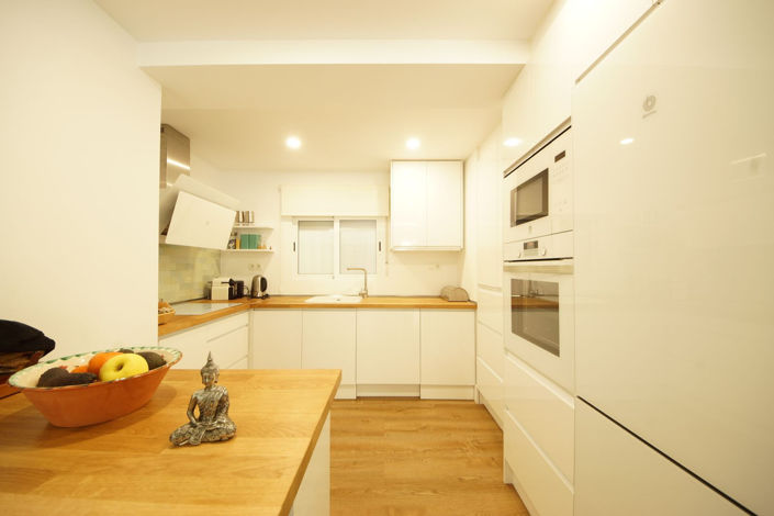 Image No.3-2 Bed Property for sale