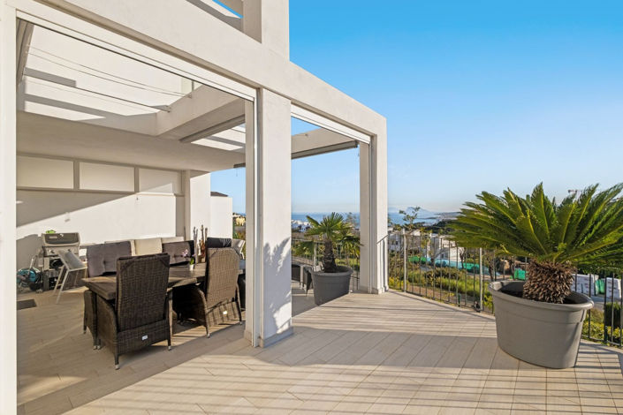 Image No.9-3 Bed Property for sale