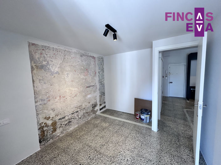Image No.16-2 Bed Property for sale