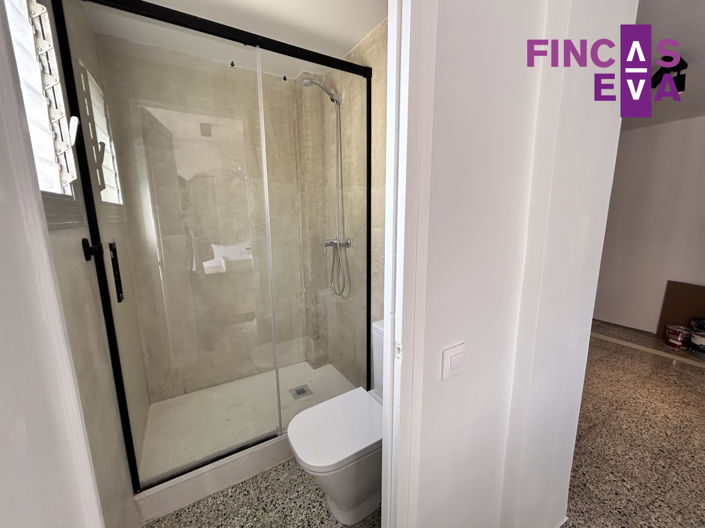 Image No.20-2 Bed Property for sale