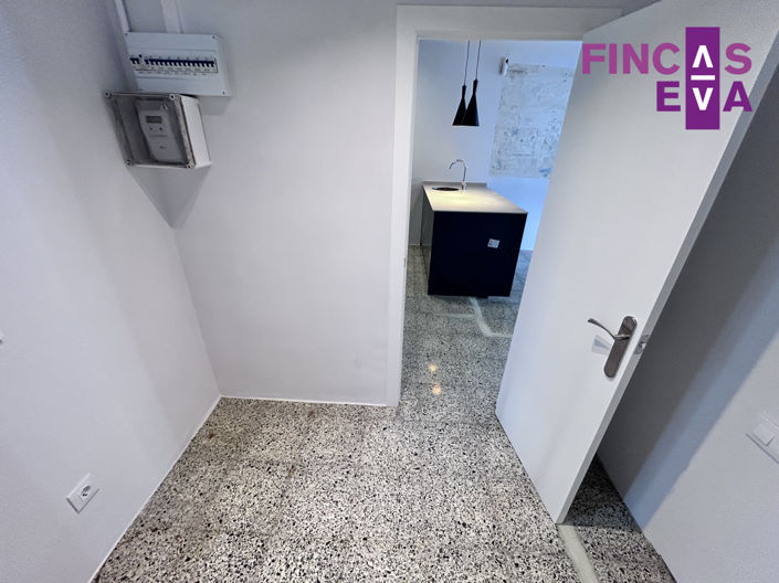 Image No.27-2 Bed Property for sale