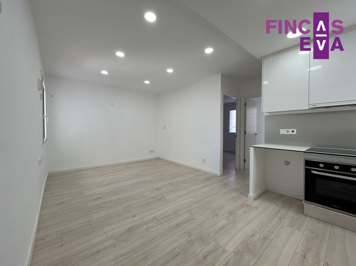 Image No.8-2 Bed Property for sale