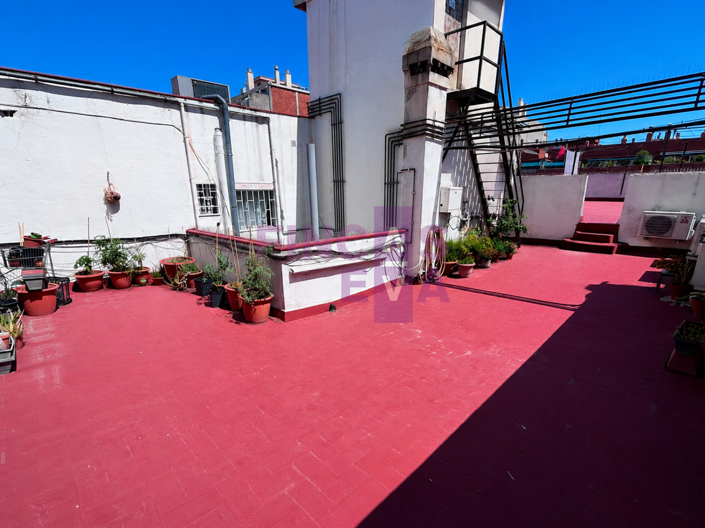 Image No.21-2 Bed Property for sale