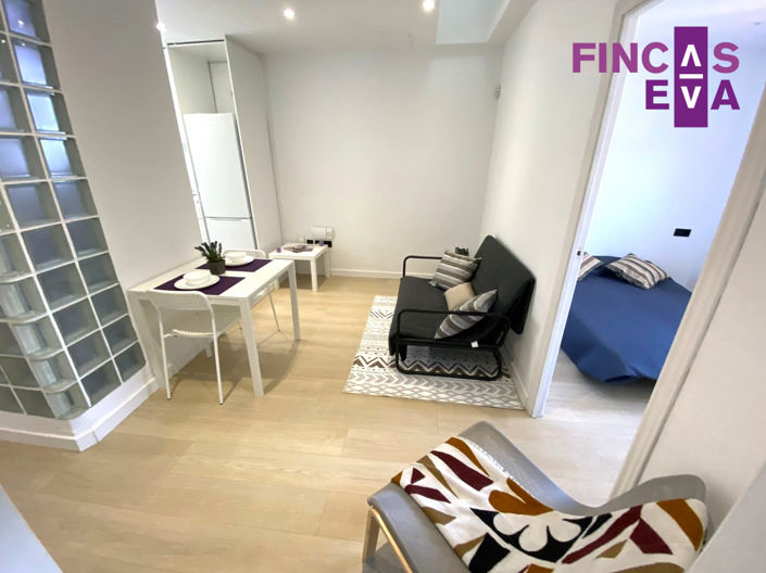 Image No.10-2 Bed Property for sale