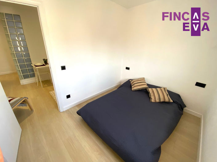 Image No.18-2 Bed Property for sale