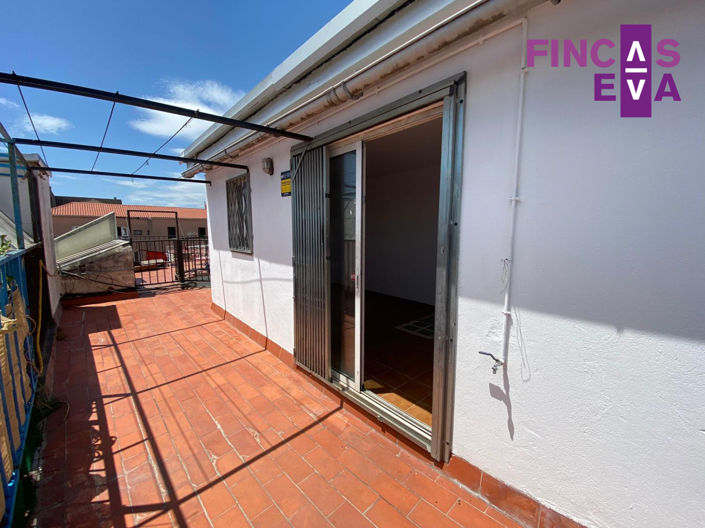Image No.24-2 Bed Property for sale