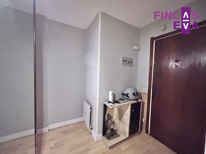 Image No.27-4 Bed Property for sale