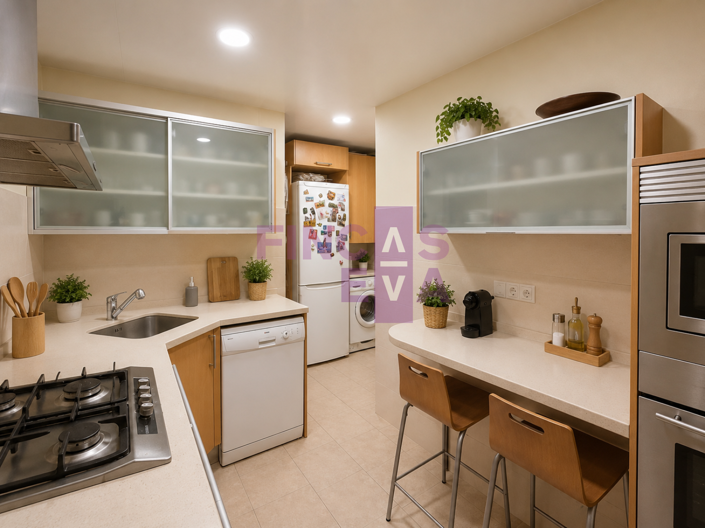 Image No.10-4 Bed Property for sale