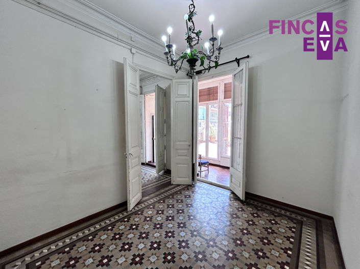 Image No.8-Propriété de 4 chambres à vendre à Barcelona