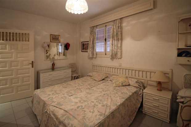 Image No.10-3 Bed Apartment for sale