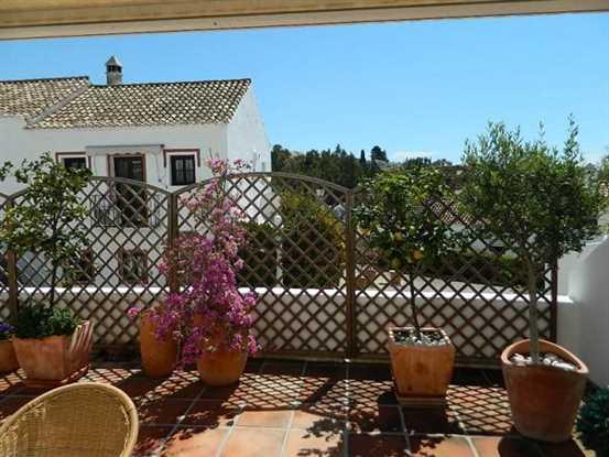 Image No.6-2 Bed House for sale