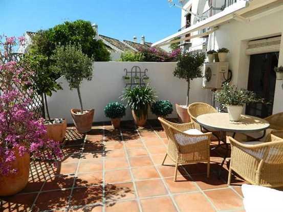 Image No.9-2 Bed House for sale