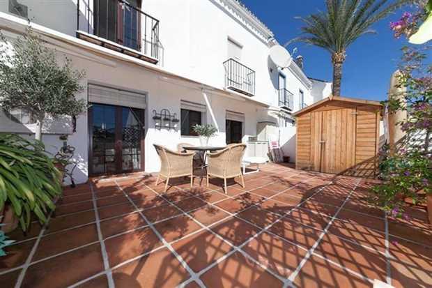 Image No.11-2 Bed House for sale