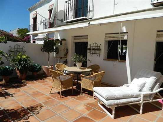 Image No.17-2 Bed House for sale