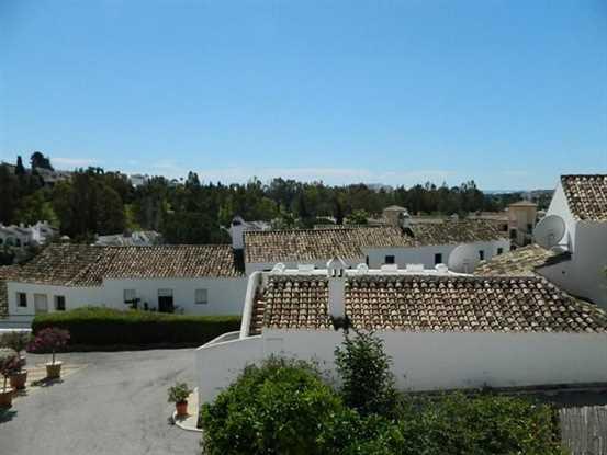 Image No.20-2 Bed House for sale