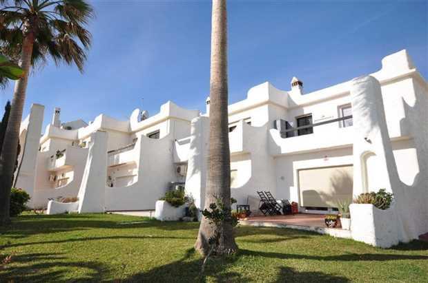 Image No.2-3 Bed House for sale